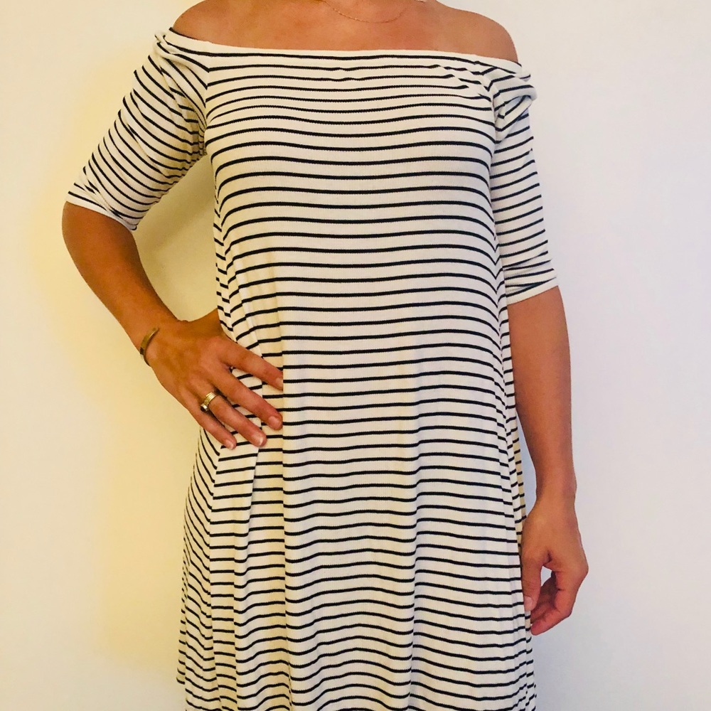 Old Navy black and white stripe dress